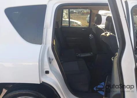 2016 Jeep Compass Sport из США, поврежденный, VIN 1C4NJCBA9GD743141